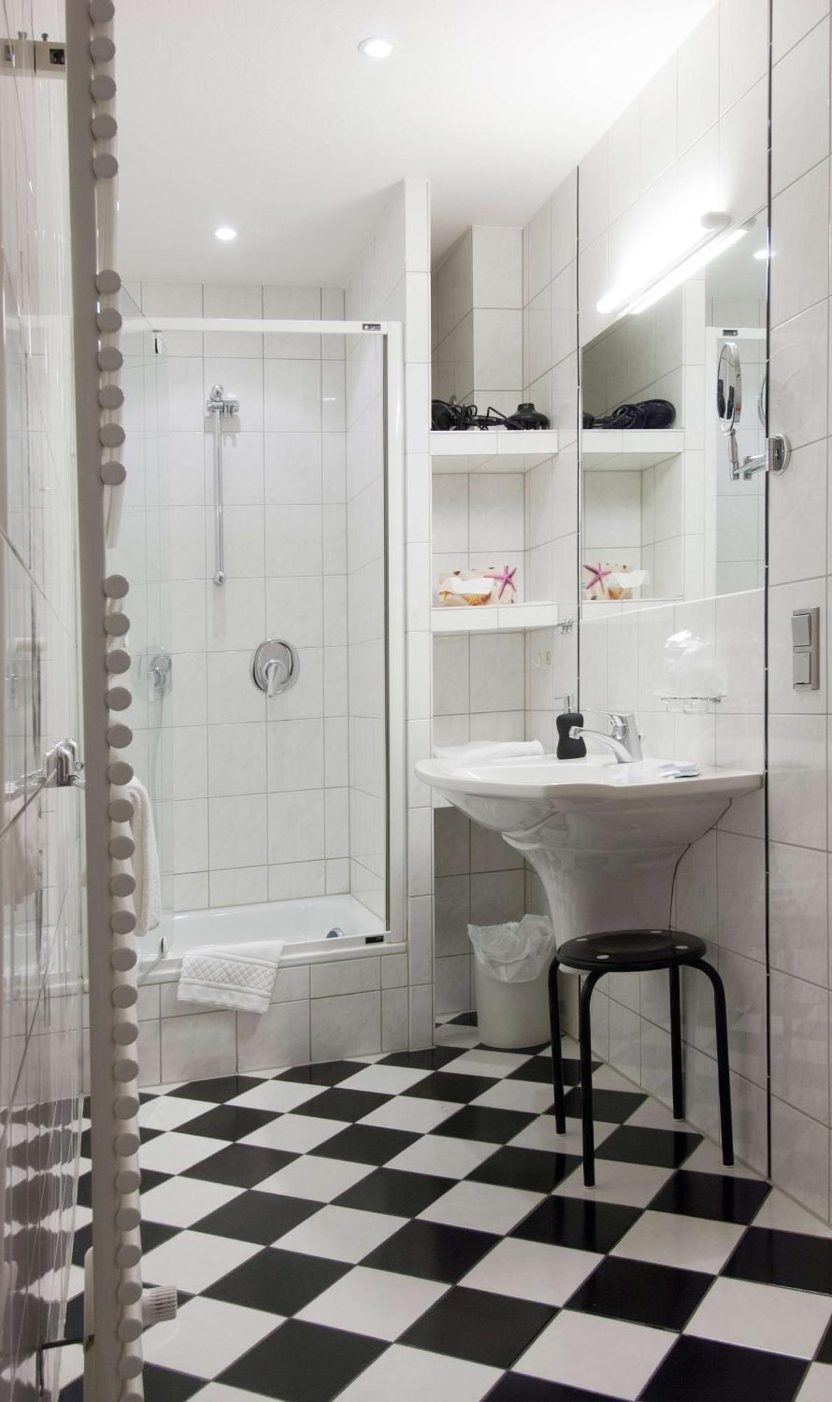Hotel Garni Am Goetheplatz Bad Münster am Stein-Ebernburg Room photo