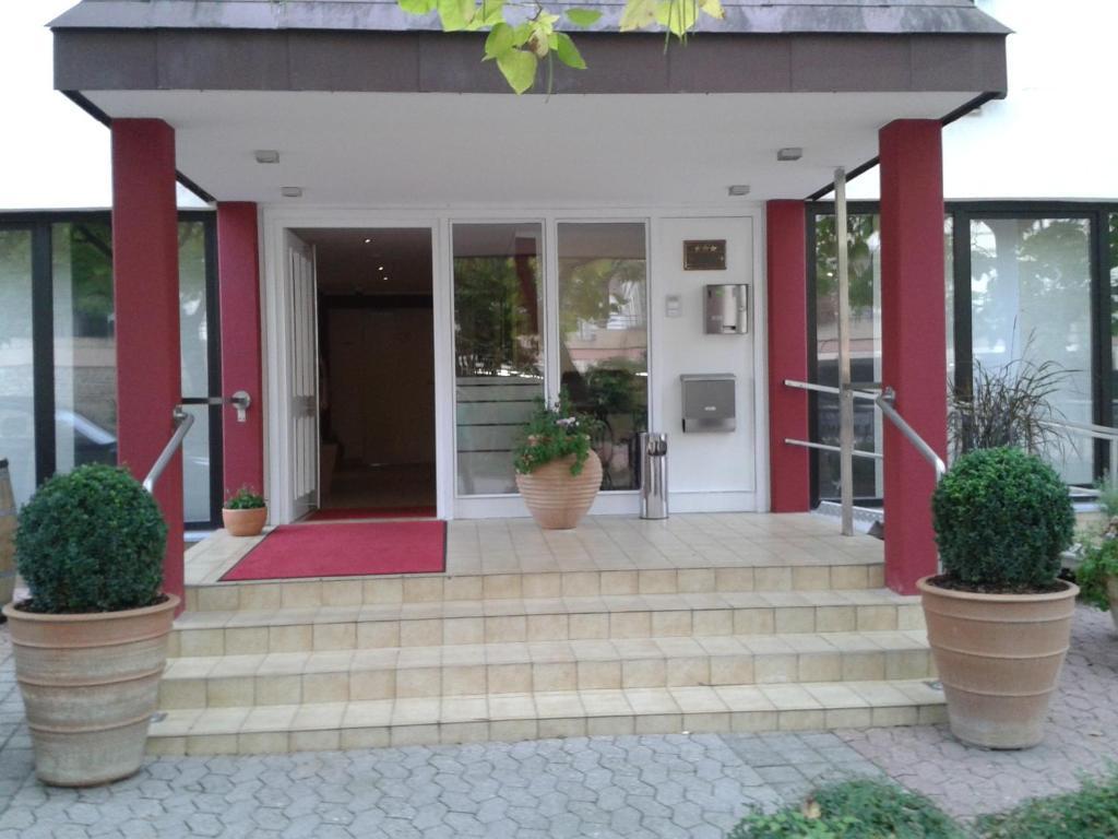Hotel Garni Am Goetheplatz Bad Münster am Stein-Ebernburg Exterior photo
